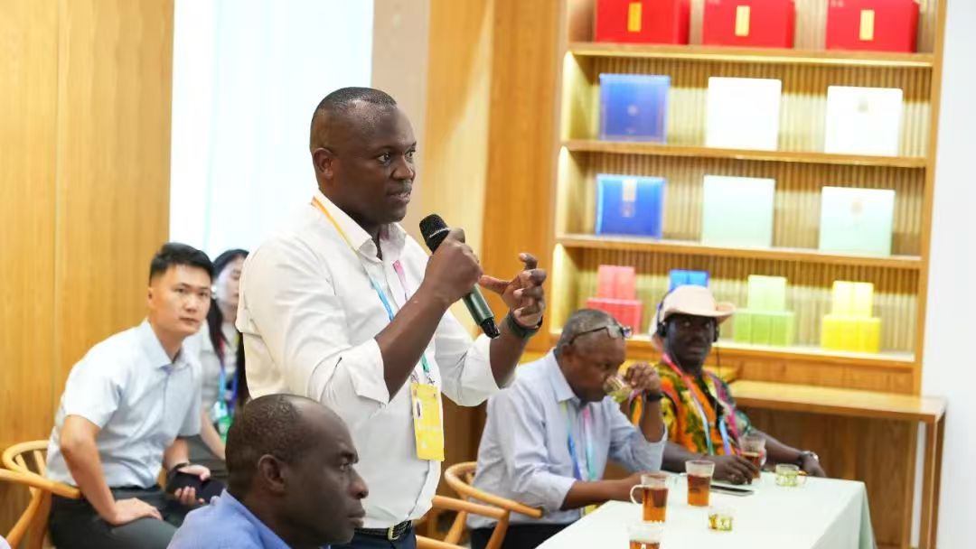 茶香为媒连中非 溯源茶史话合作丨中非经贸博览会外媒记者团参访湖南省茶叶博物馆 茶香为媒连中非 溯源茶史话合作丨中非经贸博览会外媒记者团参访湖南省茶叶博物馆